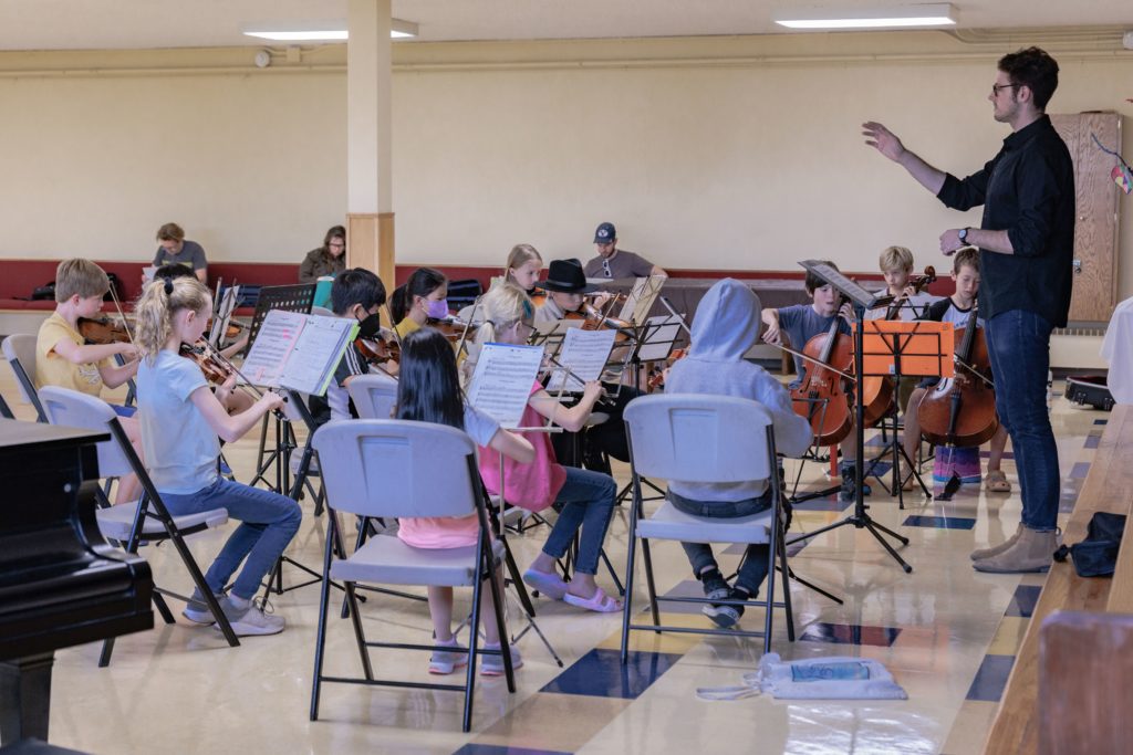 Orchestra classes for violin, viola and cello students